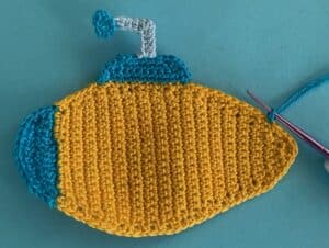 Crochet submarine 2 ply joining for first fin