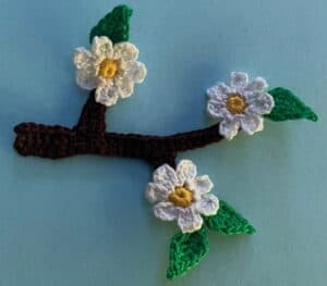 Crochet beehive 2 ply branch with flowers