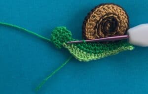 Crochet snail 2 ply joining for neatening head