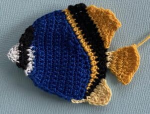 Crochet fish 2 ply top fin