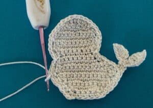 Crochet baby seal 2 ply joining for back flipper